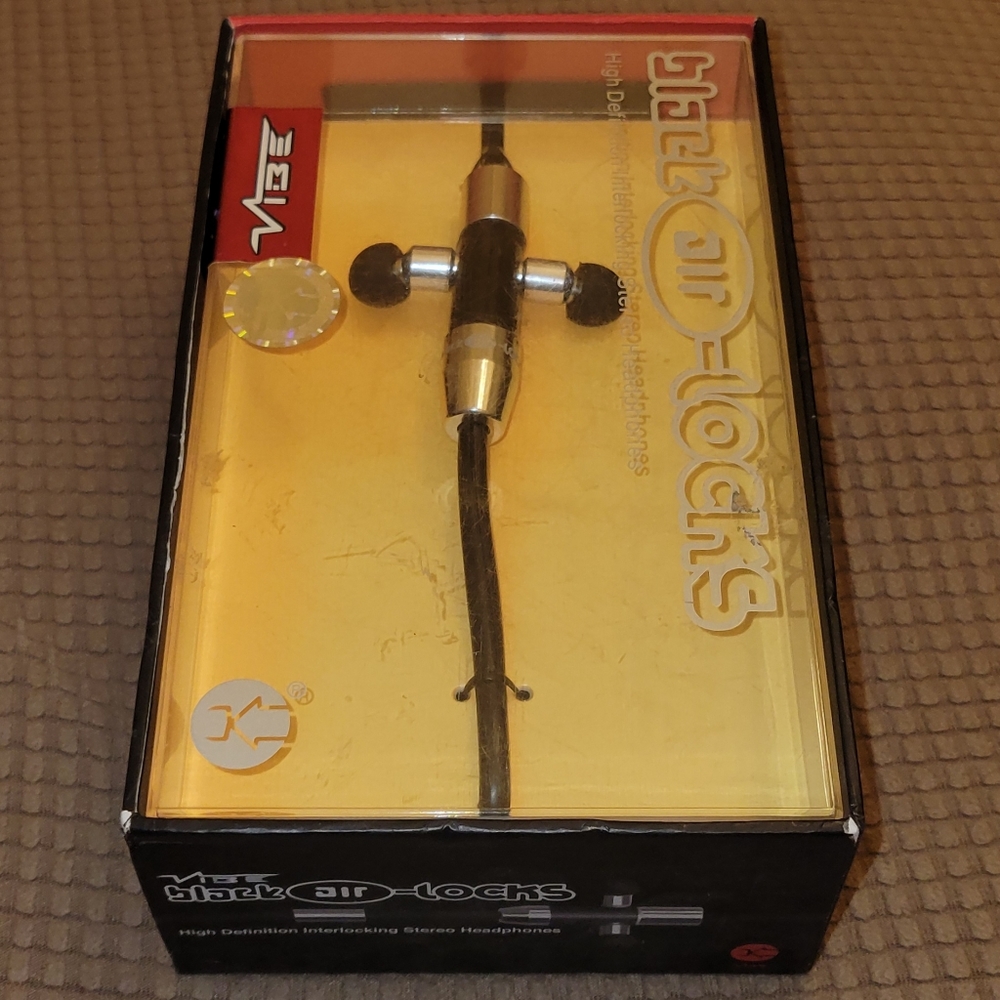 Vibe VHAIRLOCK-V1 In-Ear High-Definition Definition Interlocking Headphones